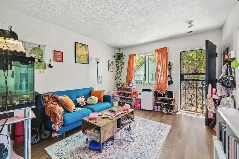 716 Echandia Street, Los Angeles, California, United States. - Photo 32