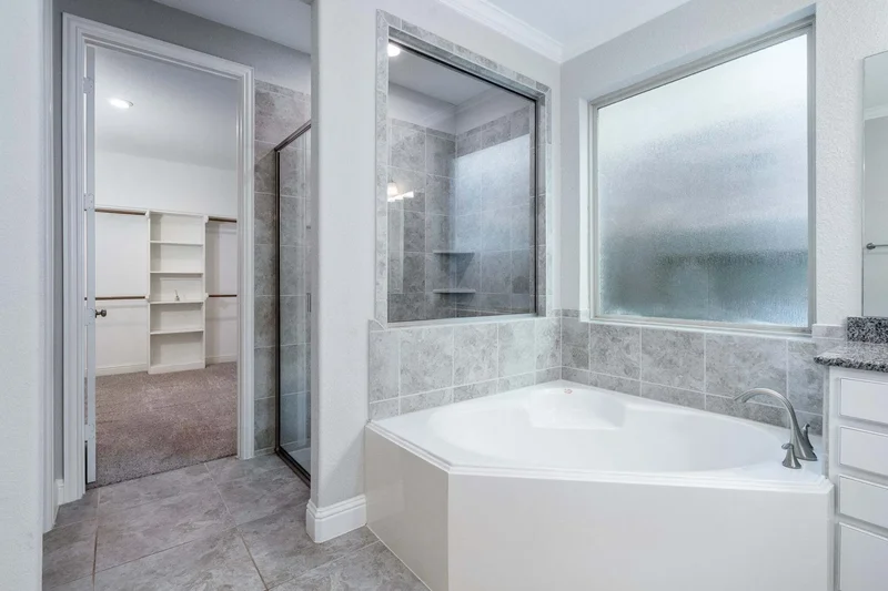 1083 Ginger Glade Lane, Pinehurst, TX 77362, Pinehurst, Texas, United States. - Photo 26