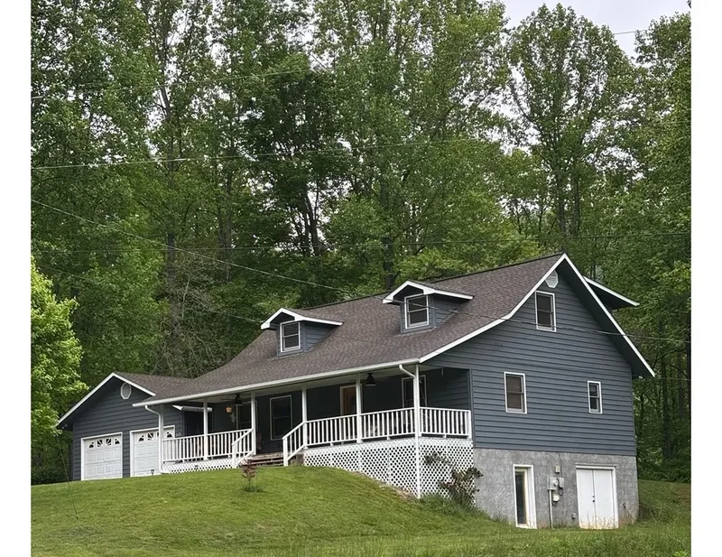 1615 East Vineyard Road, Hayesville, NC 28904, Hayesville, North Carolina, United States. - Photo 11
