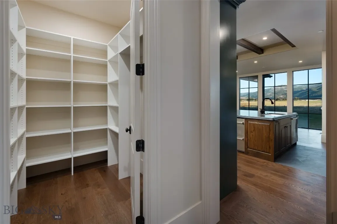 657 Hyalite View Drive, Bozeman, Montana, United States. - Photo 23