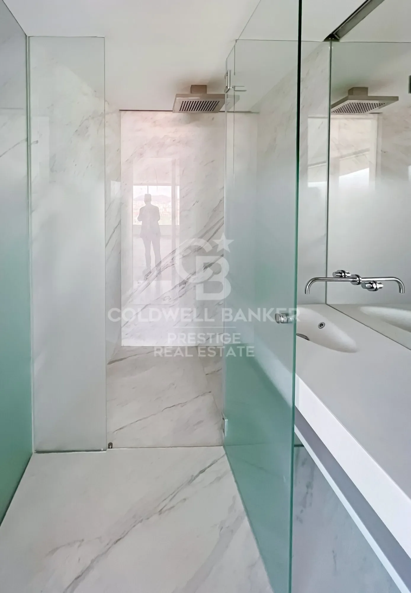Gallery photo 9