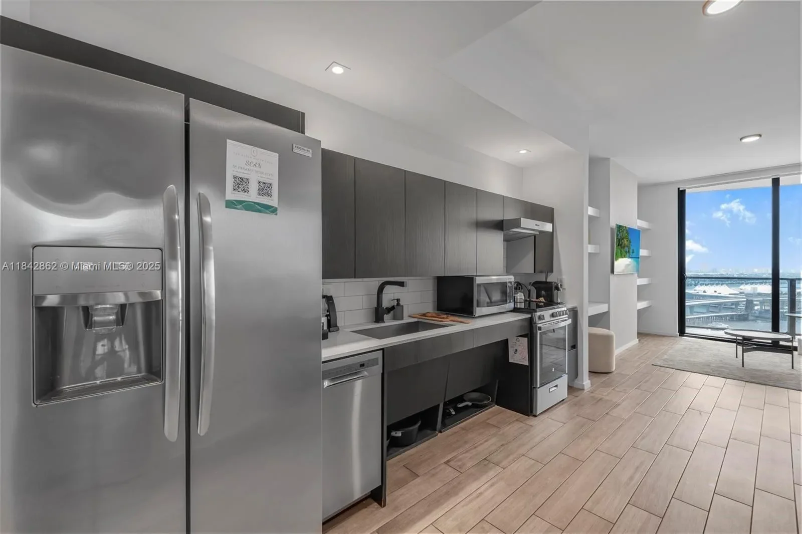 Gallery photo 11