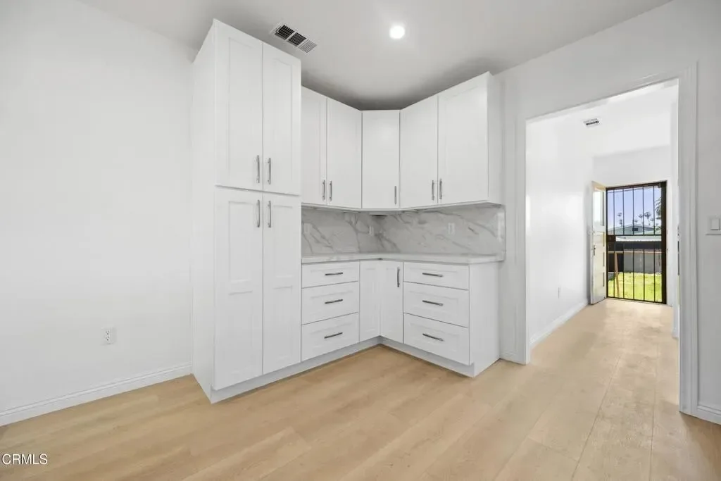 3609 4th Avenue, Los Angeles, California, United States. - Photo 10