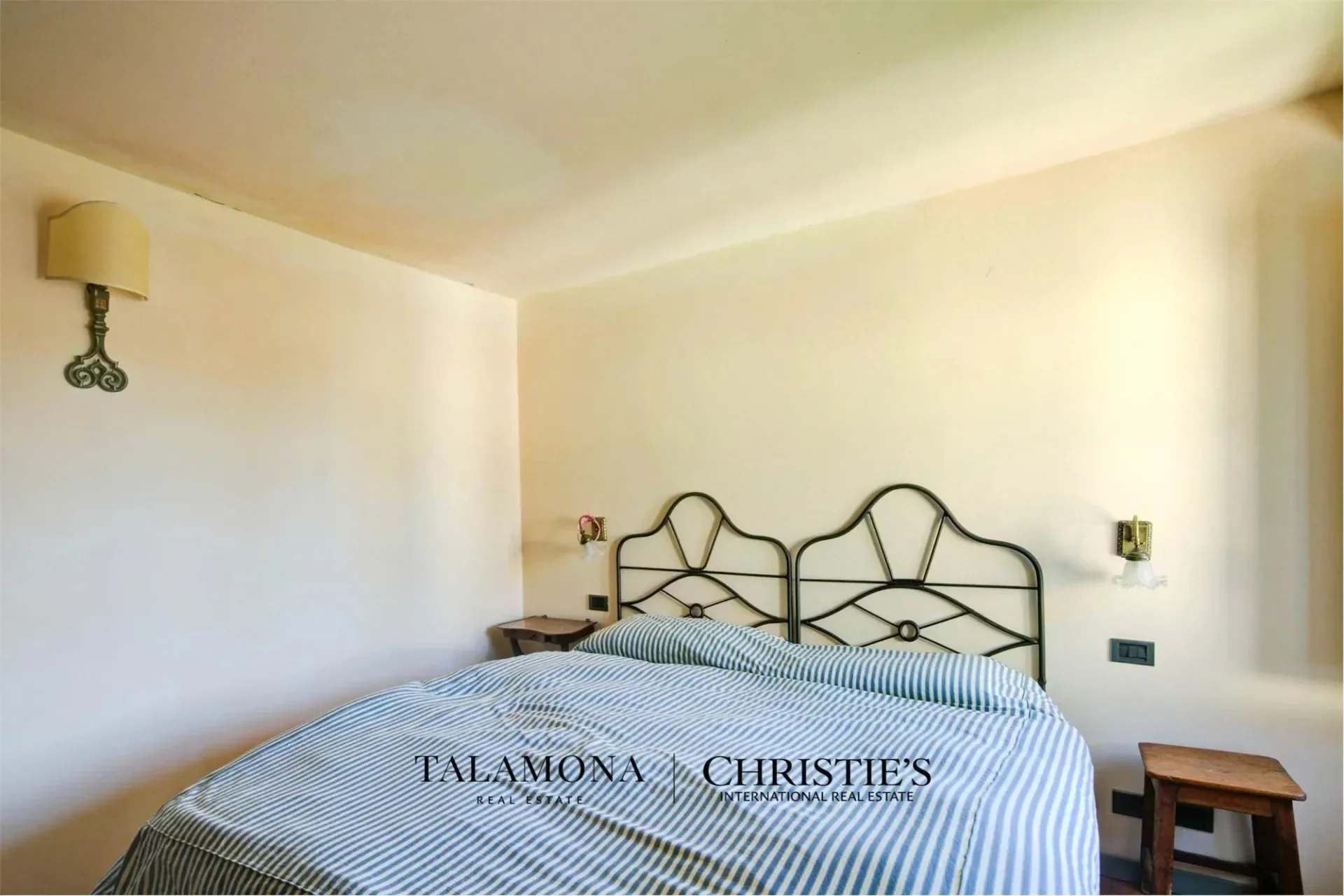 Gallery photo 4
