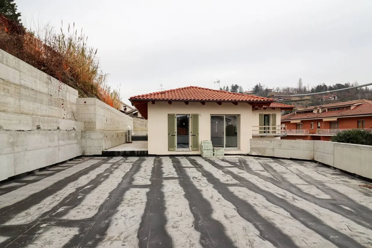 Exterior photo 6