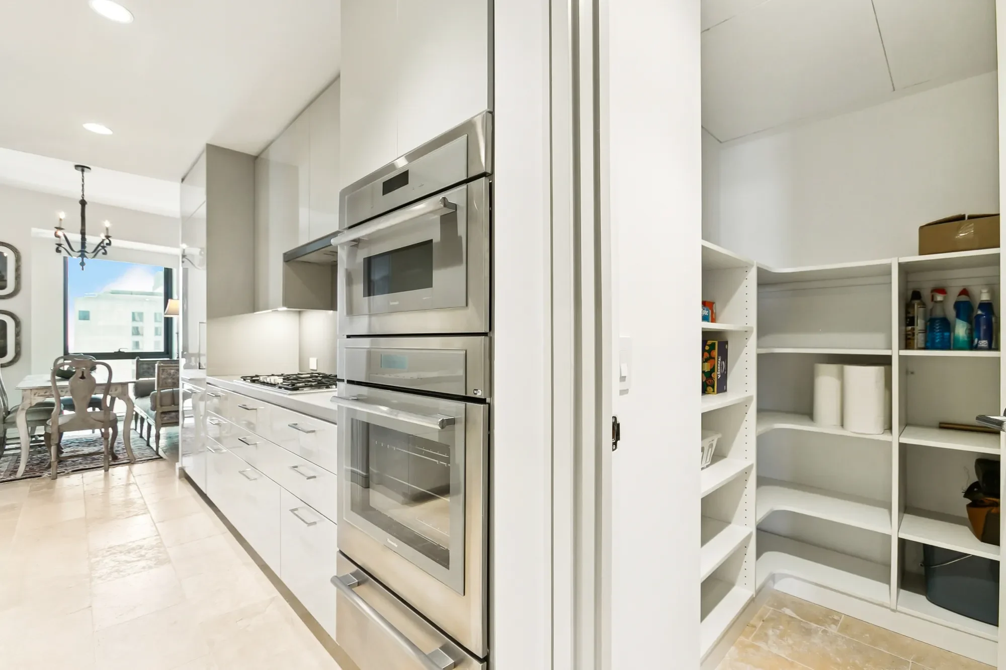 2 Canal Street Unit#2505 , New Orleans, LA 70130, New Orleans, Louisiana, United States. - Photo 4