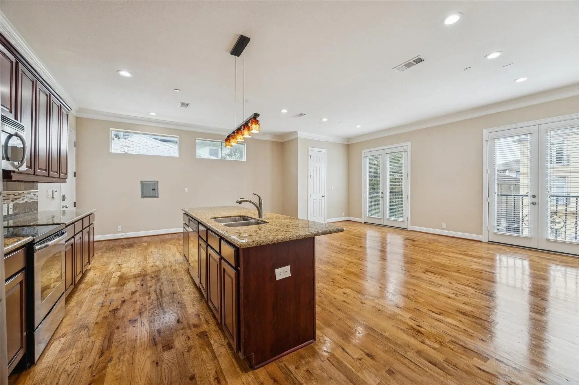 314 W Bell Street, Houston, Texas, United States. - Photo 15