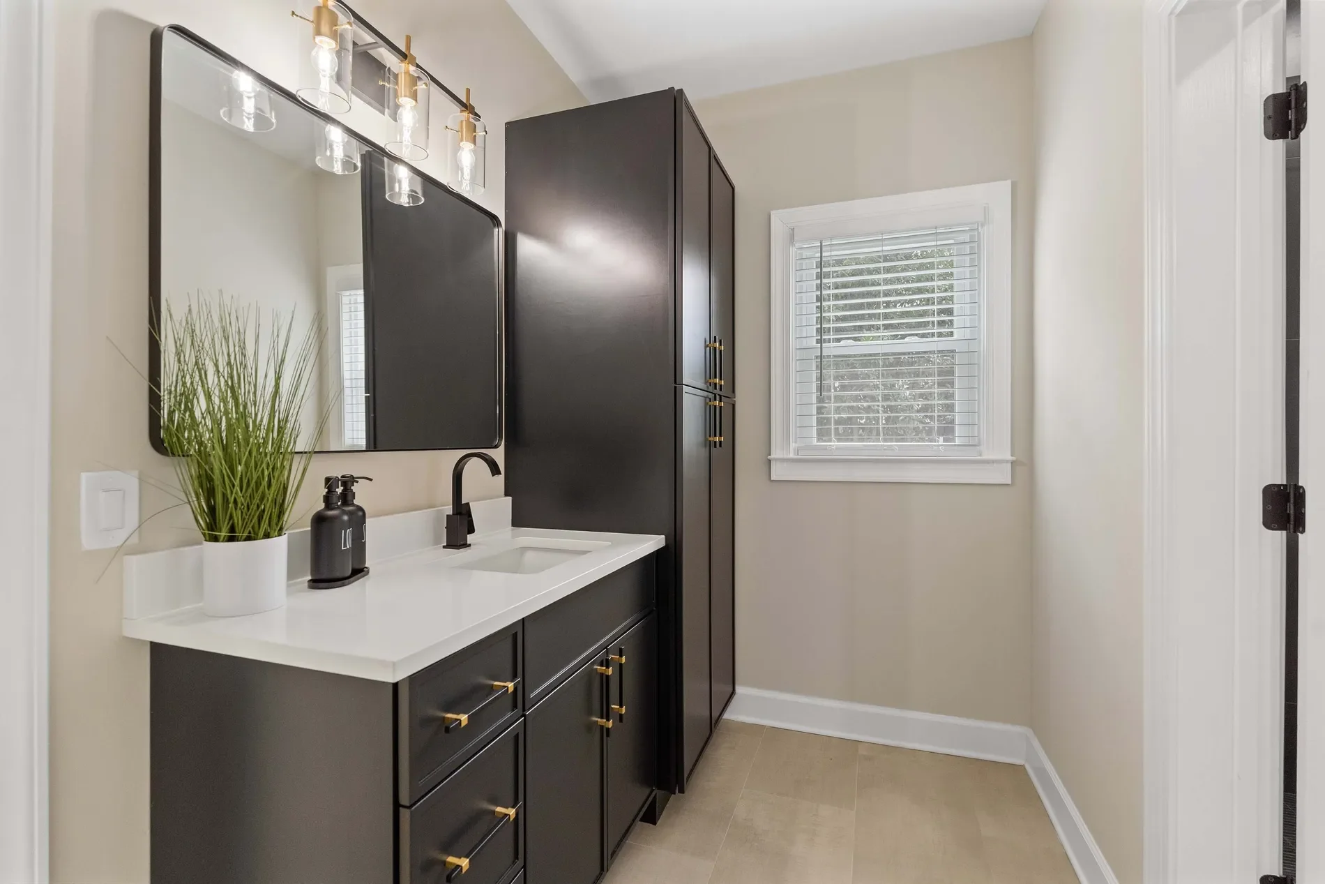 955 Tiverton Lane, Johns Creek, GA 30022, Alpharetta, Georgia, United States. - Photo 51