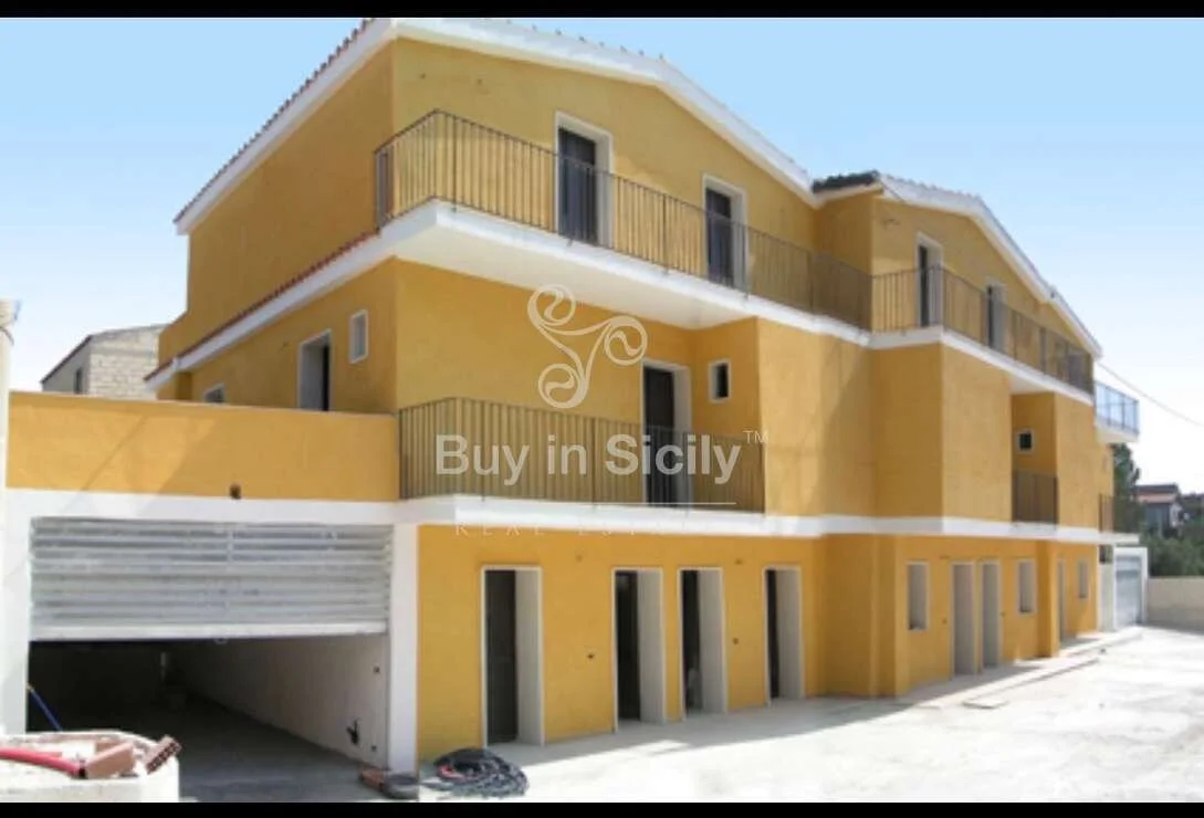 Exterior photo 11
