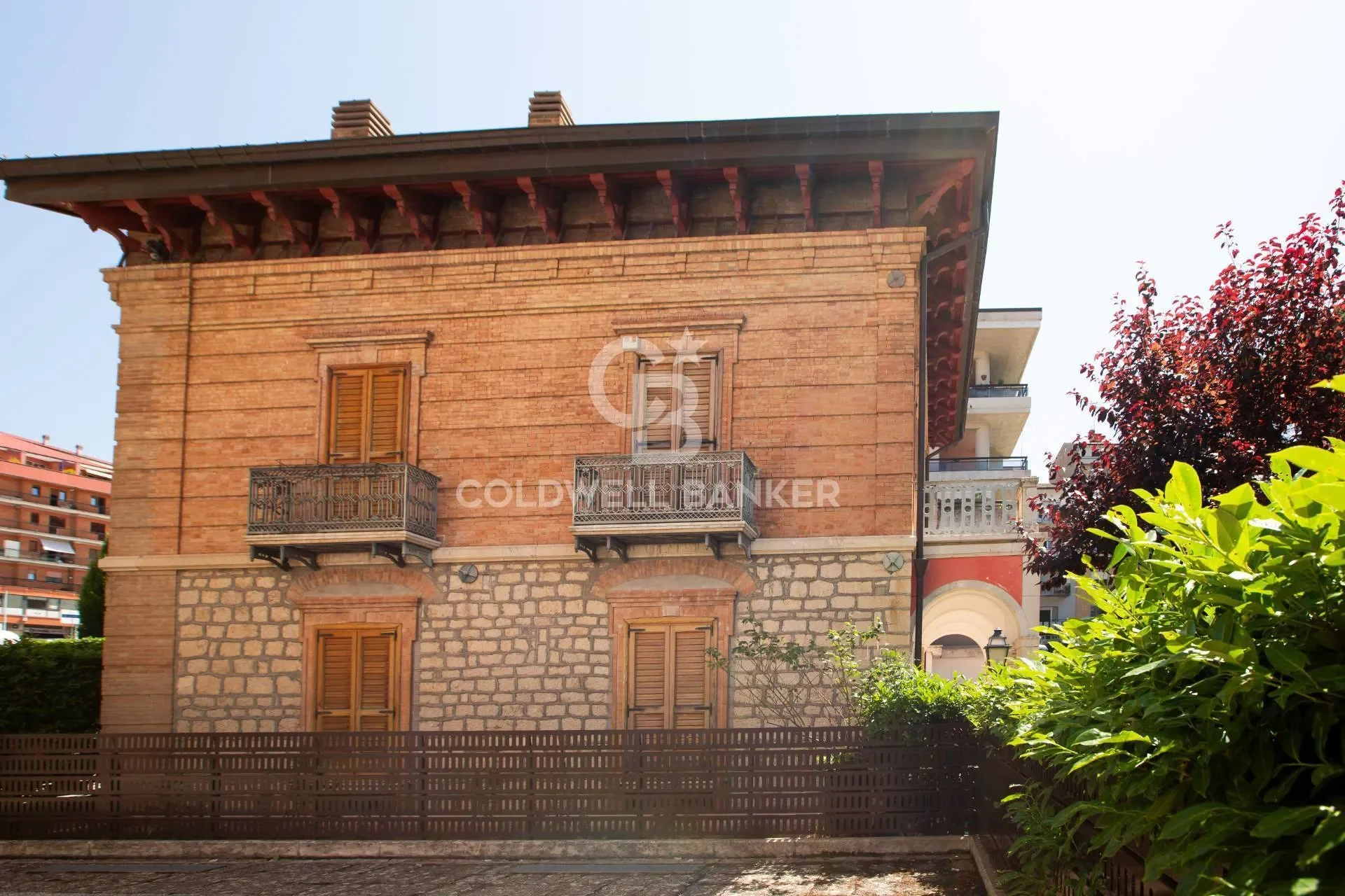 via IV novembre 22, Campobasso, Molise, Italy. - Photo 38
