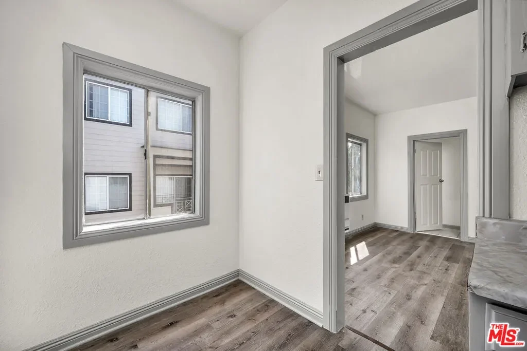 123 S Westmoreland Avenue, Los Angeles, California, United States. - Photo 5