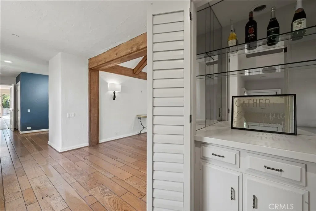 5200 Collier Place, Woodland Hills, CA, 91364, USA, Los Angeles, California, United States. - Photo 23