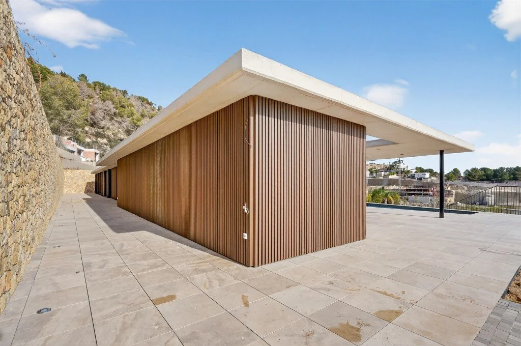 Exterior photo 10