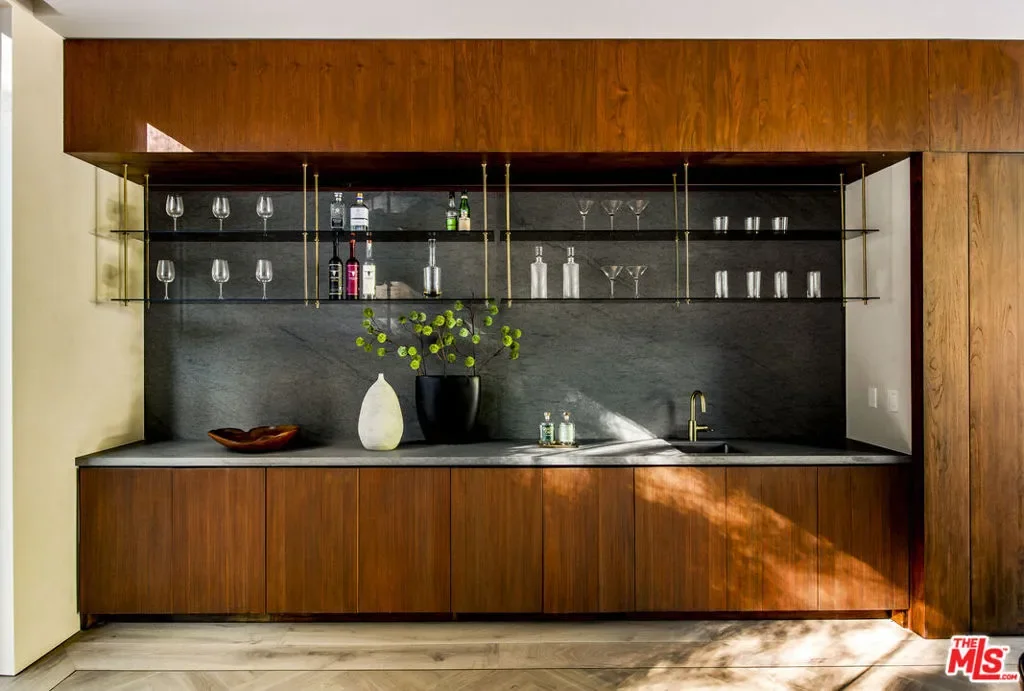 2535 Hutton Drive, Beverly Hills, California, United States. - Photo 35