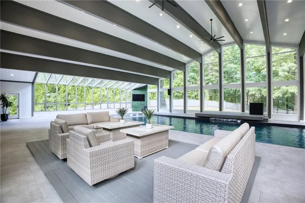 2883 W Roxboro Road NE, Atlanta, Georgia, United States. - Photo 64