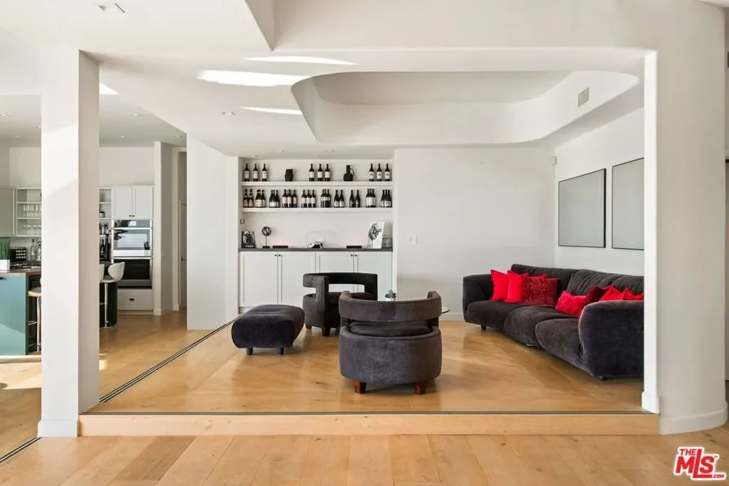 Gallery photo 11