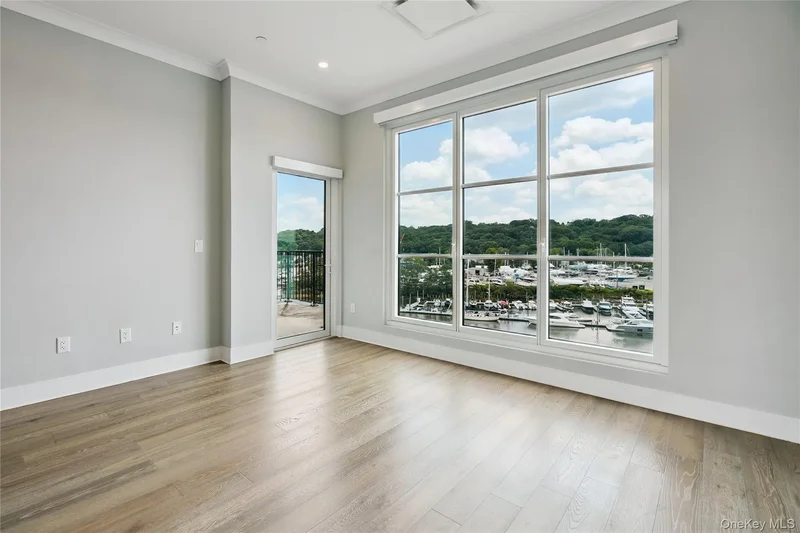 100 Garvies Point Road, Glen Cove, New York, United States. - Photo 27
