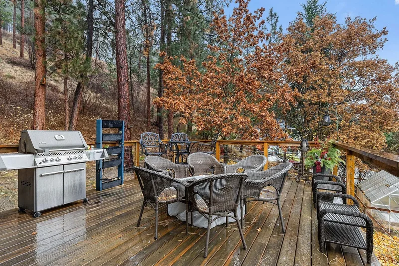16455 Commonage Road, Lake Country, BC V4V 1B3, Lake Country, British Columbia, Canada. - Photo 5