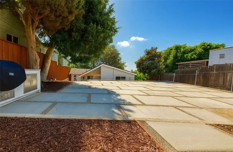 6150 Strickland Avenue, Los Angeles, California, United States. - Photo 6