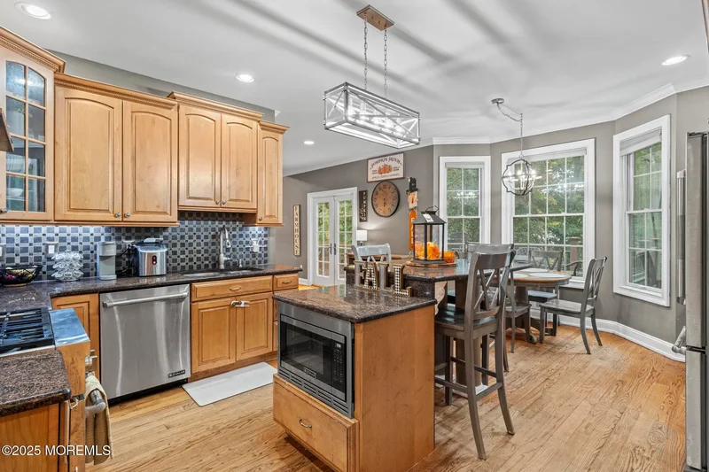 33 Harbor Road, Marlboro Township, New Jersey, United States. - Photo 17