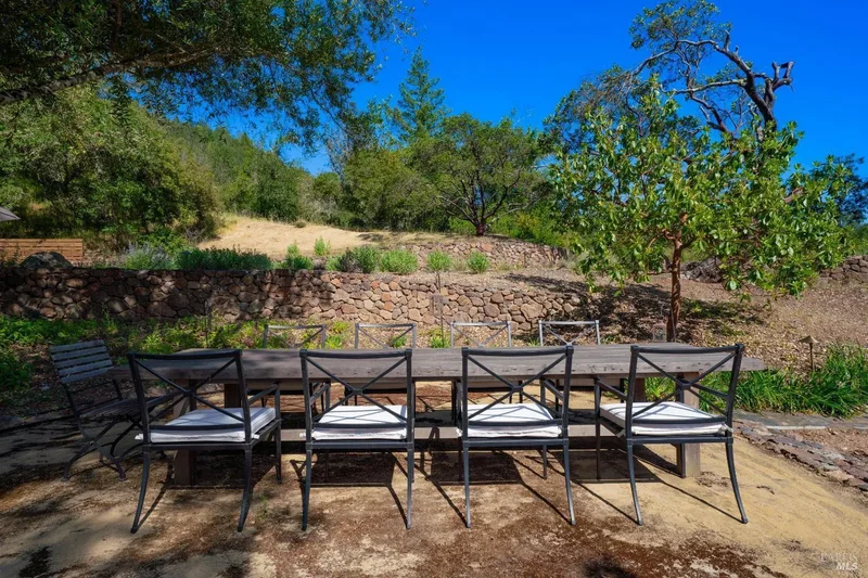 5270 Dry Creek Rd, Napa, CA 94558, Napa, California, United States. - Photo 45