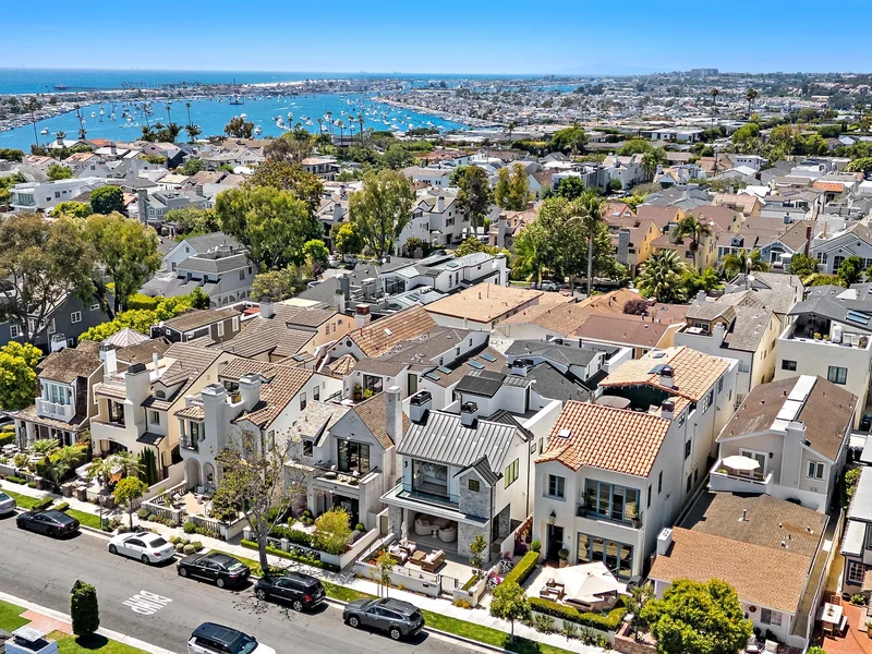 509 Carnation Avenue , Newport Beach, CA 92625, Newport Beach, California, United States. - Photo 45