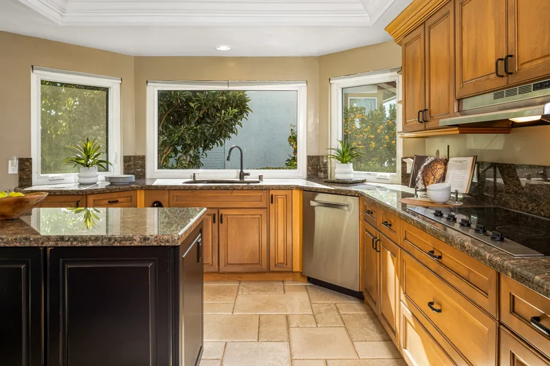 43 Country Lane , Rolling Hills Estates, CA 90274, Rolling Hills, California, United States. - Photo 22