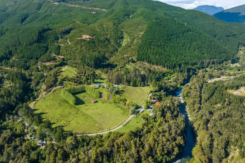 1025 Wakamarina Road, Wakamarina, MBH 7178, Wakamarina, Marlborough, New Zealand. - Photo 11