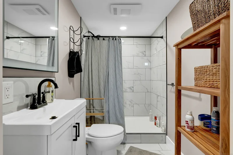 126 Harvard Place, Burlington, Connecticut, United States. - Photo 29