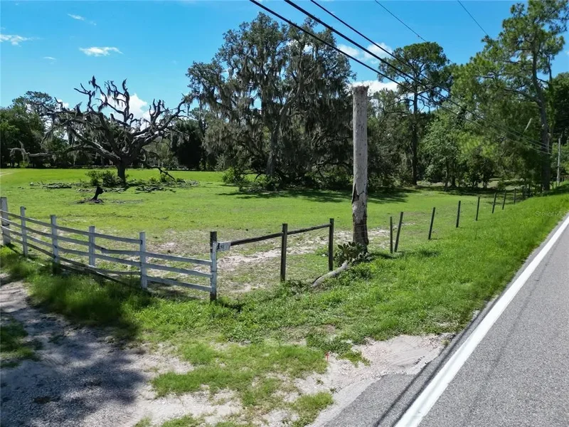 8315 Tom Costine Road, Lakeland, FL 33809, Lakeland, Florida, United States. - Photo 2