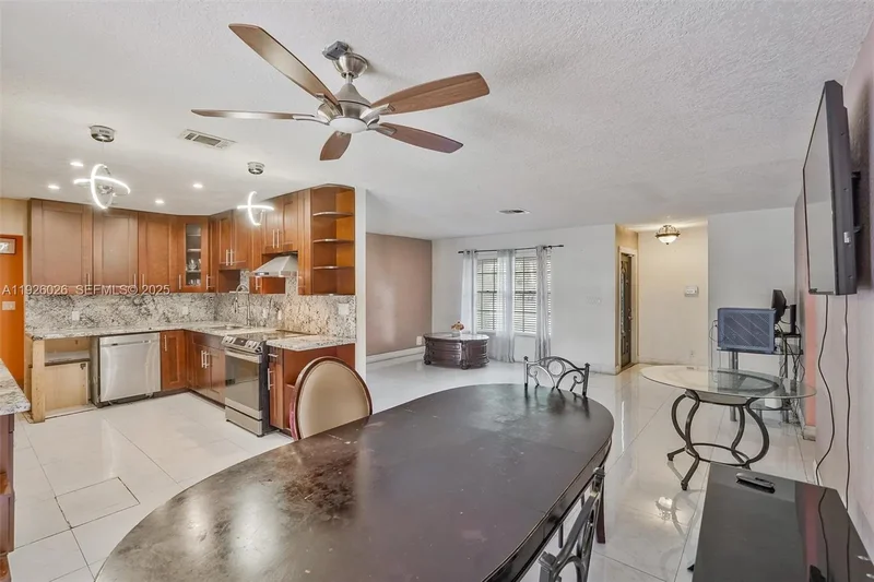 8113 Rose Marie Cir, Boynton Beach, Florida, United States. - Photo 33