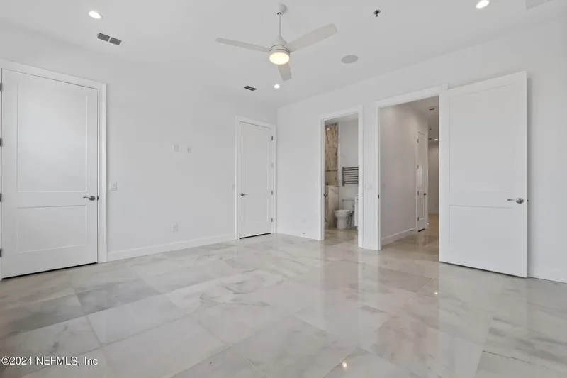 221 11TH Avenue S, Jacksonville Beach, Florida, United States. - Photo 48