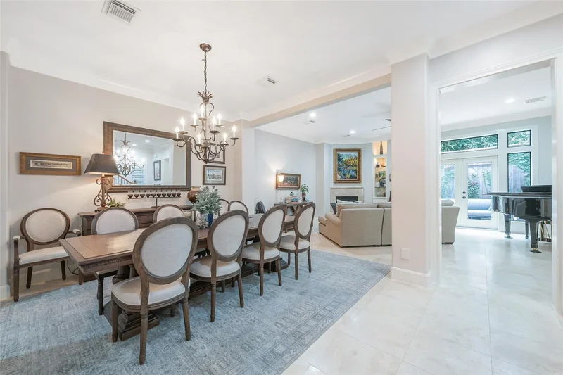 2026 Elmen Street, Houston, Texas, United States. - Photo 16
