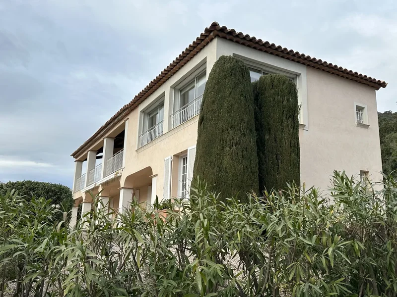 Grimaud, Bartole estate, sea view property