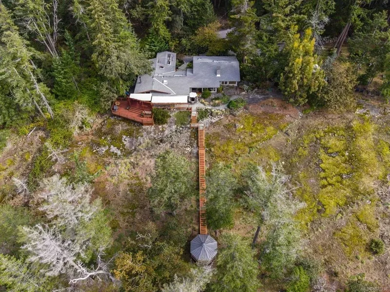 214 Dogwood Lane, Salt Spring, BC, V8K1A4, CANADA, Saltspring Island, British Columbia, Canada. - Photo 14
