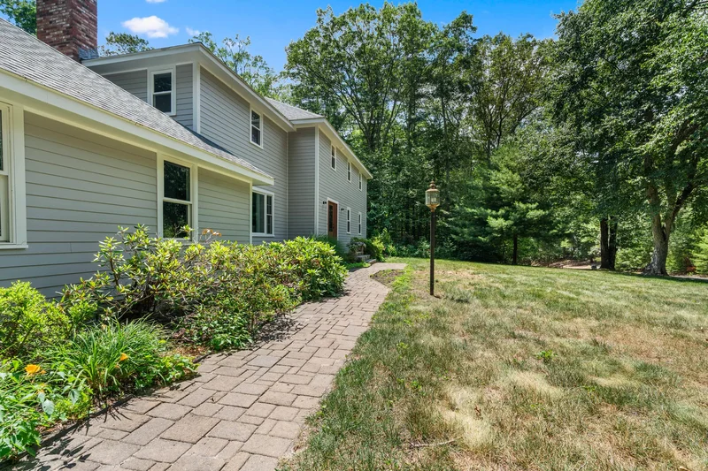 3  Stonehill Rd , Marlboro, MA 01752, Marlborough, Massachusetts, United States. - Photo 4