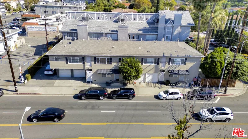 14857 Hartsook Street, Los Angeles, California, United States. - Photo 5