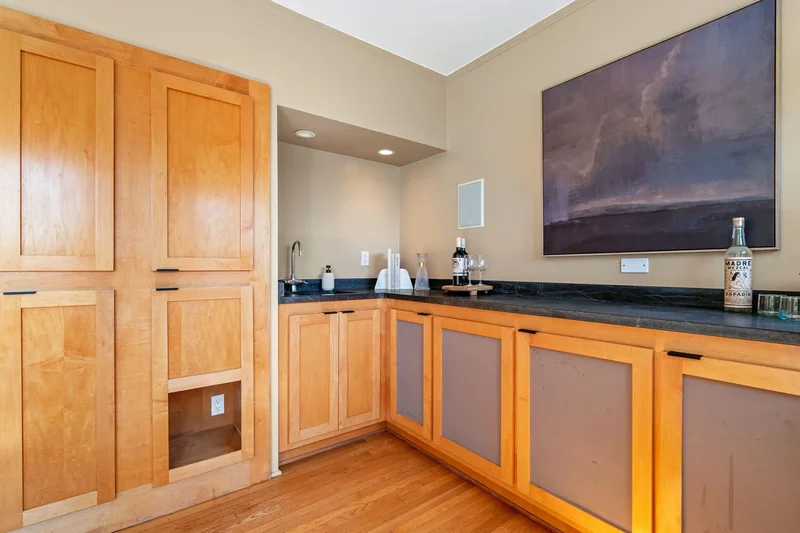 1808 Loma Street, Santa Barbara, California, United States. - Photo 29