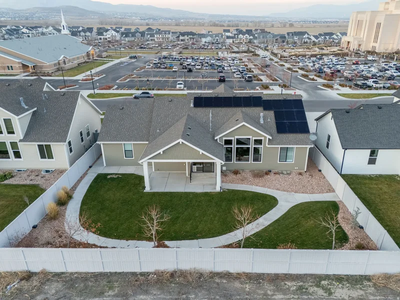 733 W LIGHTHOUSE DR, Saratoga Springs, UT 84045, Saratoga Springs, Utah, United States. - Photo 18