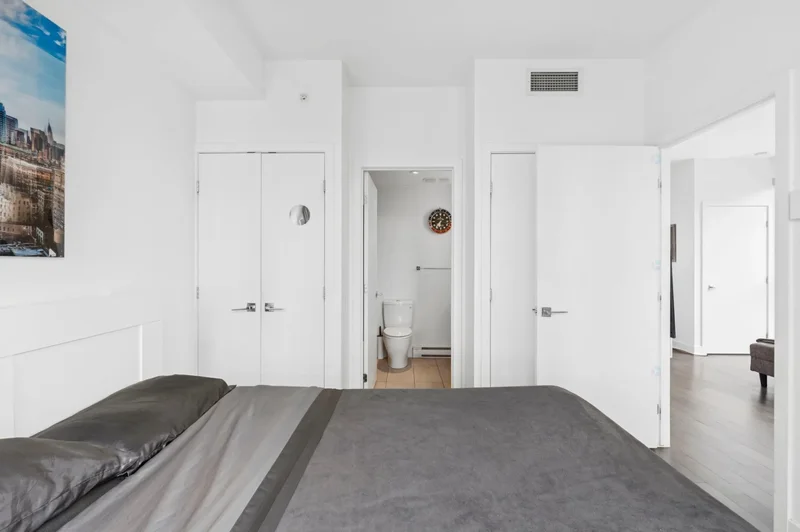 1050 Rue Drummond 2806, Montréal, Quebec, Canada. - Photo 39