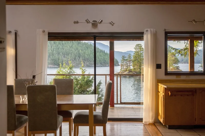 1558 Mount Gardner Road, Bowen Island, BC, V0N1G2, CANADA, Bowen Island, British Columbia, Canada. - Photo 2