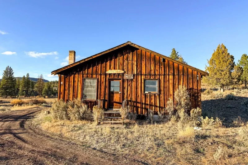 28000 SE Paulina Highway , Prineville, OR 97754, Prineville, Oregon, United States. - Photo 13