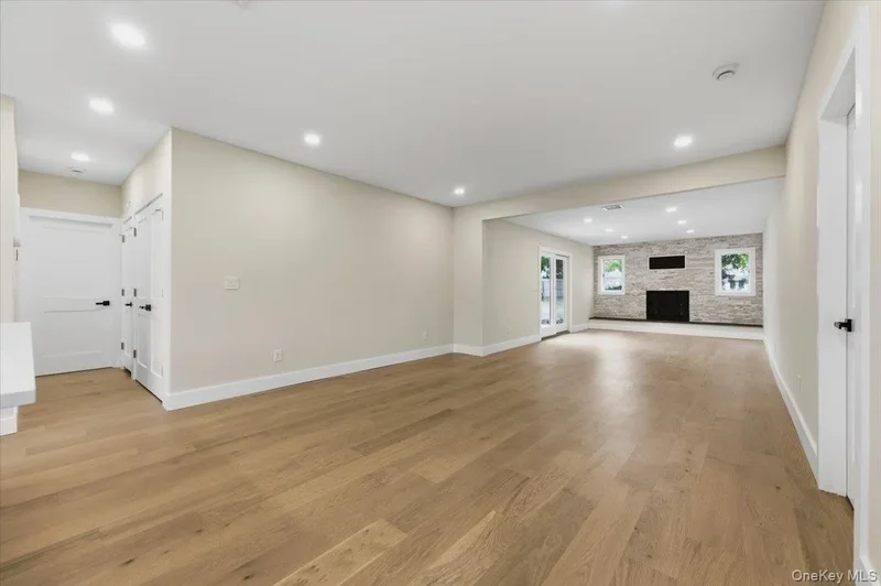7 Hoover Lane, Bethpage, NY 11714, Bethpage, New York, United States. - Photo 21