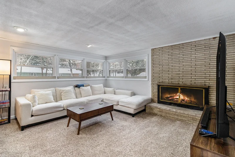 2146 Treehaven Drive, Kalamazoo, MI 49008, Kalamazoo, Michigan, United States. - Photo 3