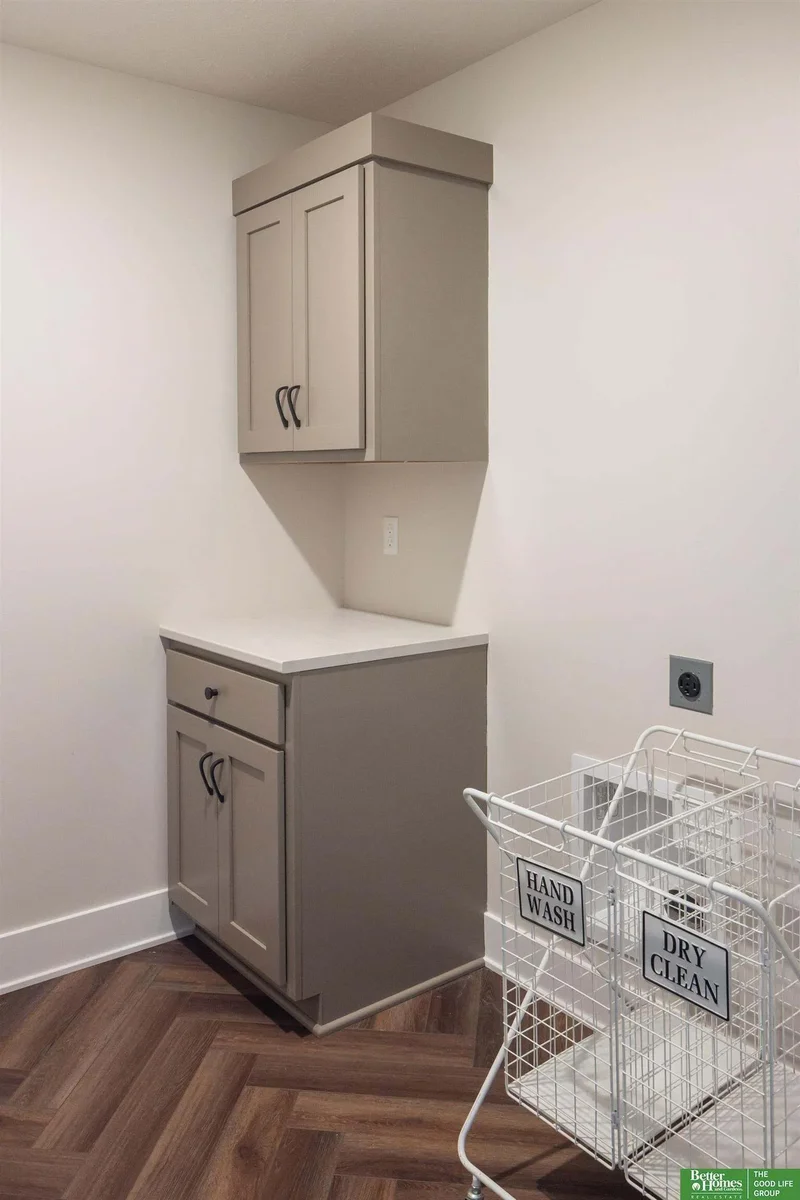 21828 Grover Street, Elkhorn, NE 68022, Omaha, Nebraska, United States. - Photo 39