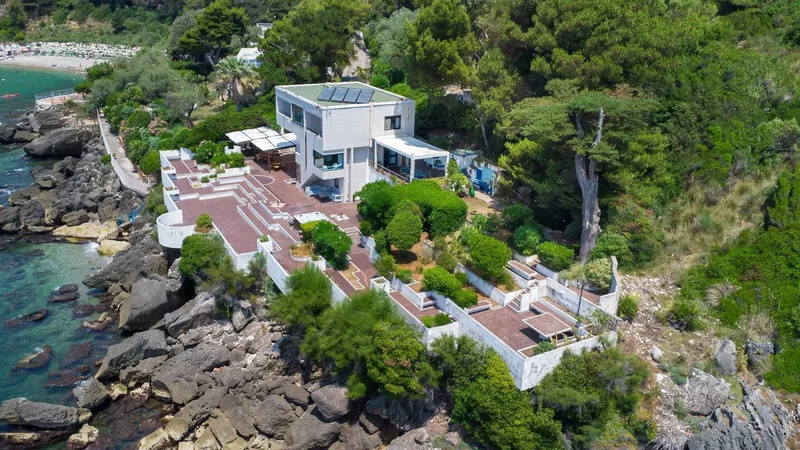 Villa for sale in Minturno, Scauri