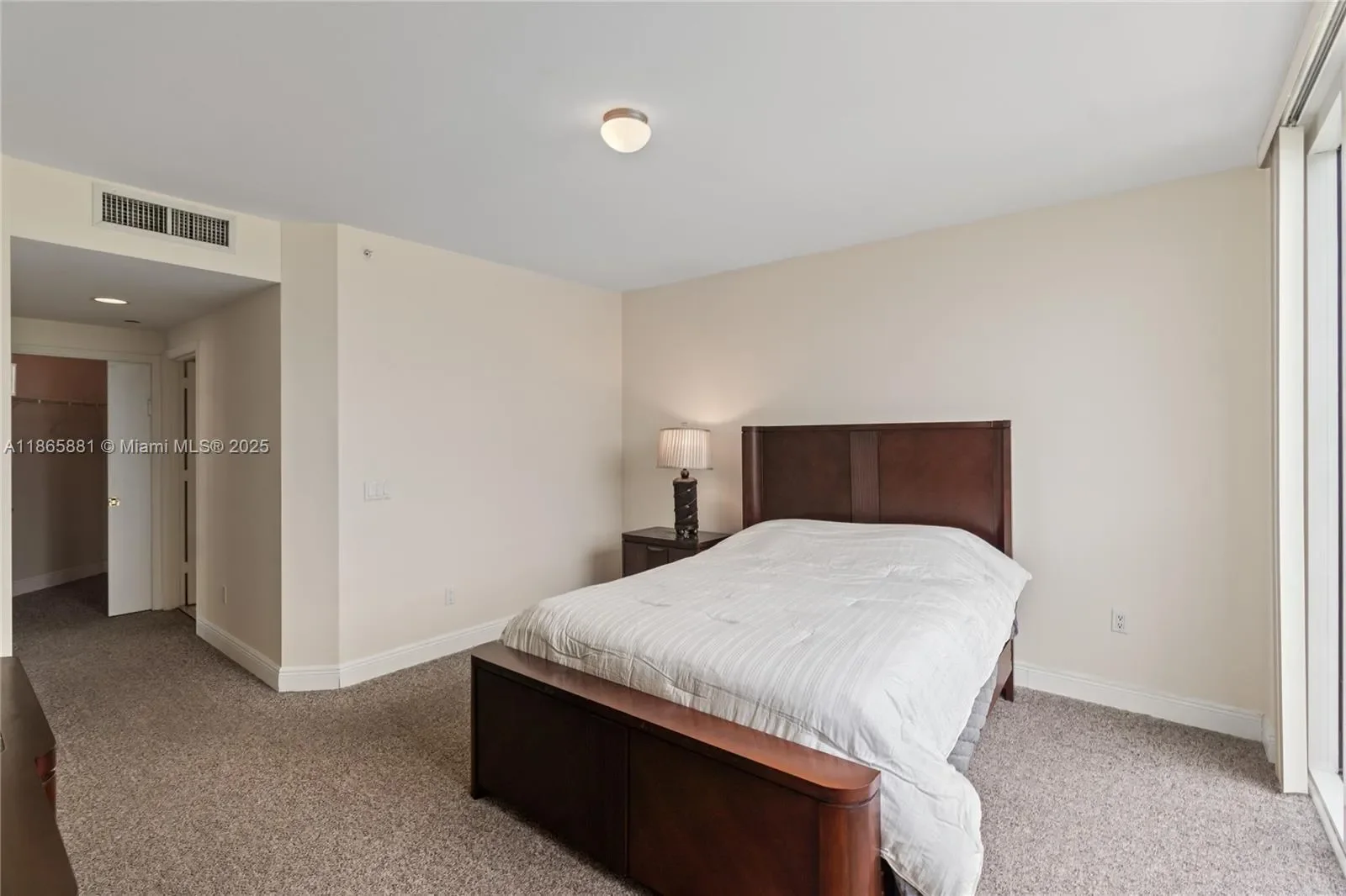 4775 Collins Ave 507, Miami Beach, Florida, United States. - Photo 14