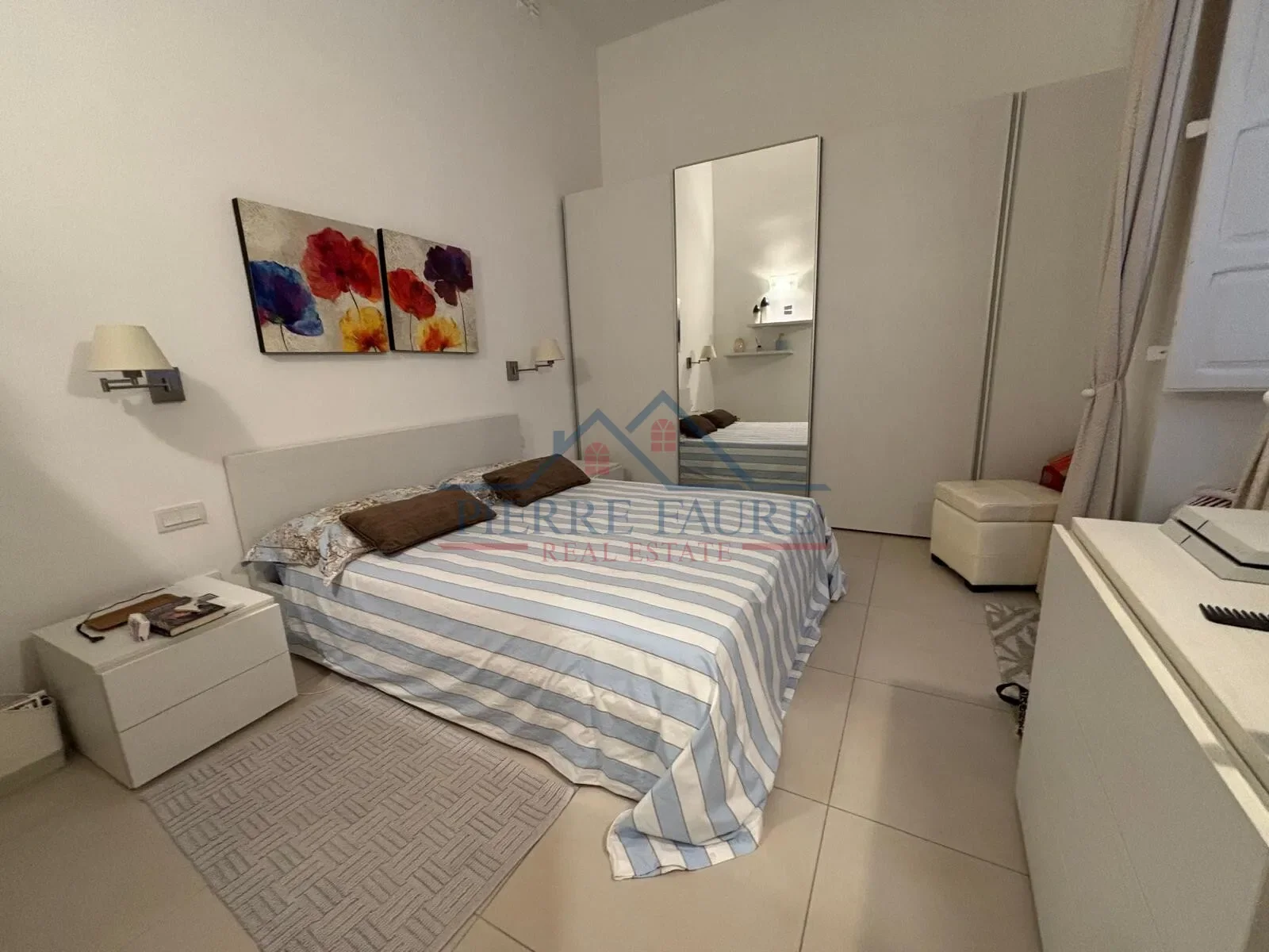 Gallery photo 3