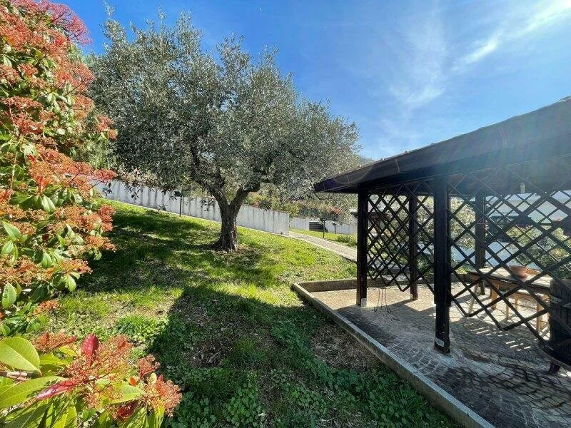 Modern villa with pool, tennis courts, sweeping view