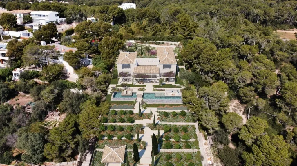 Elegant Mediterranean Villa With Sea Views For Sale In Old Bendinat, Mallorca